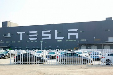 国产特斯拉Model3长续航版将上市老车主维权